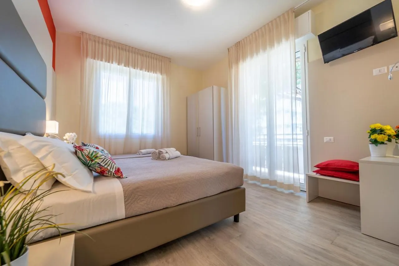 Hotel Romagna 리치오네